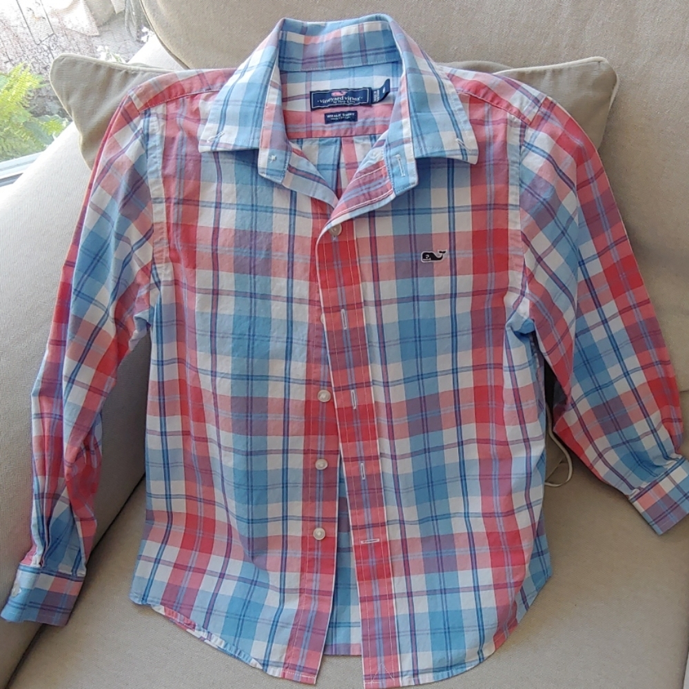 Vineyard Vines Boys Size 6 Button Down